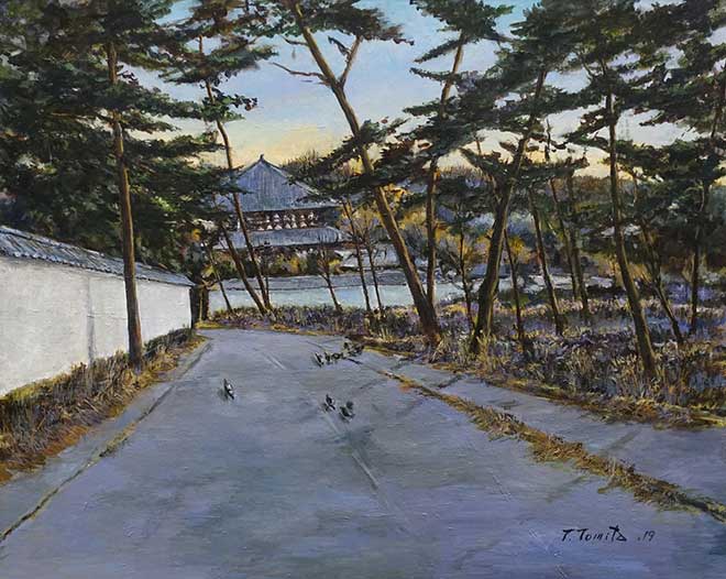 2019年4月　第67回 光陽展　委員　富田 徹　　静寂の境内（奈良）　（油）　F100